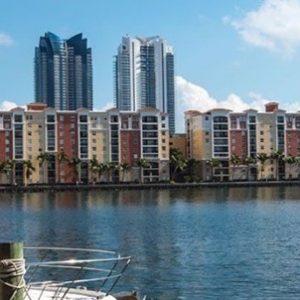 Porto Bellagio Condominiums